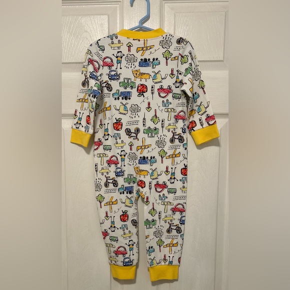 SALE!!  Two Way Zip Pajamas Lot of 2 - Like New! - Picture 6 of 8